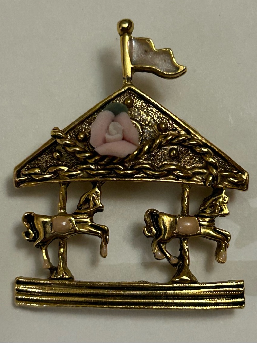 Vintage Gold Carousel Horse Brooch with Pink Flower Accent - Picture 1 of 3